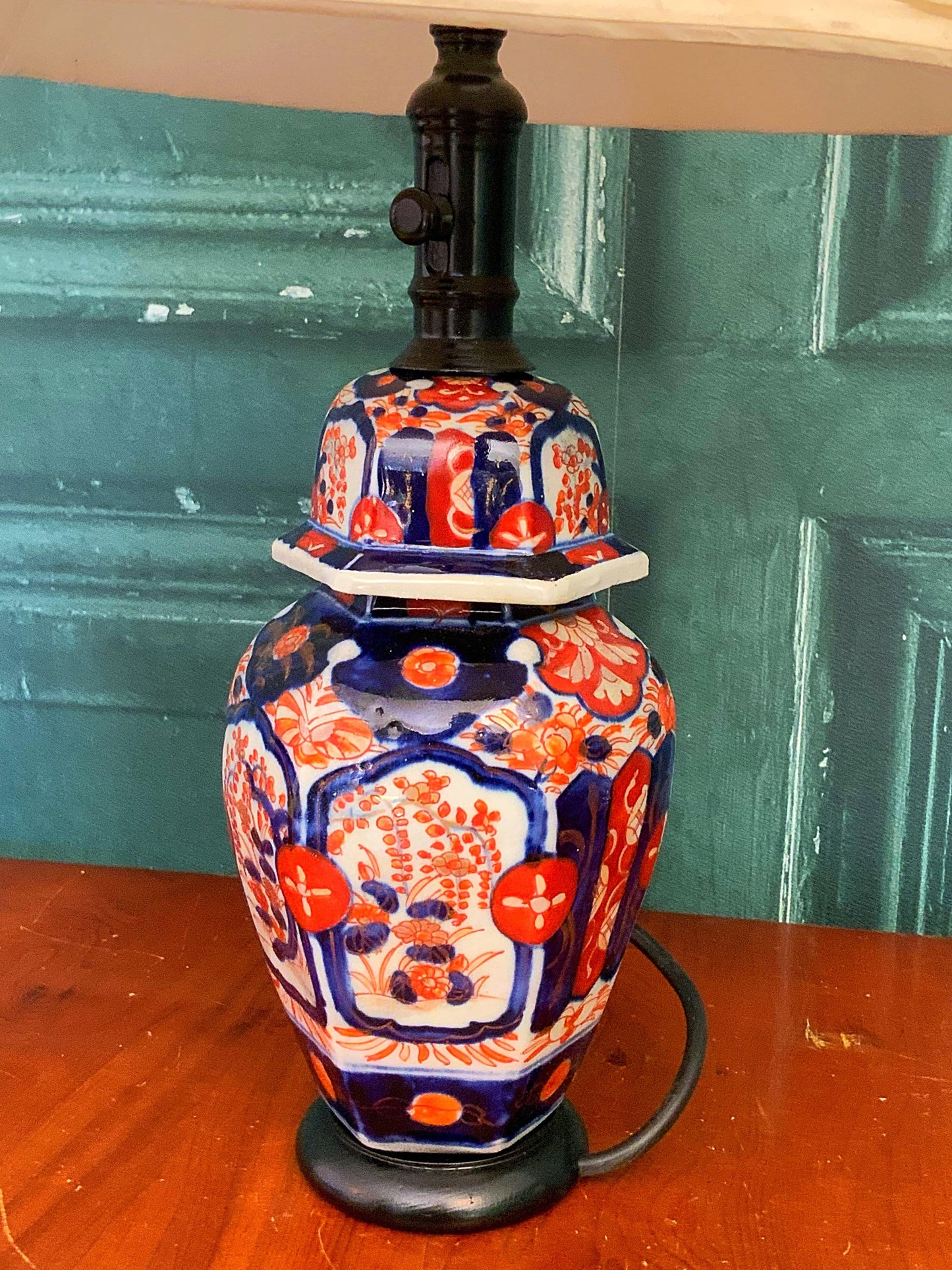 A beautiful Japanese Imari lamp conversion