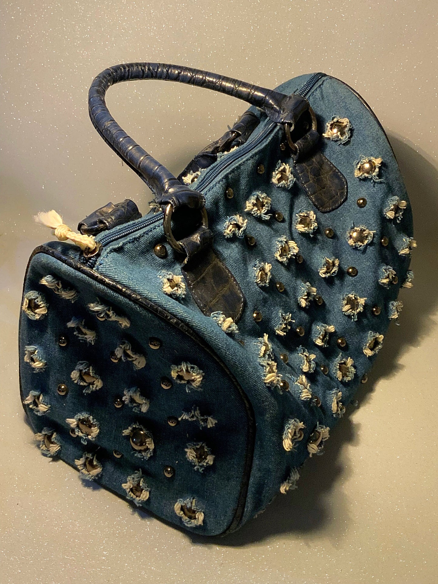 An outstanding vintage denim bag
