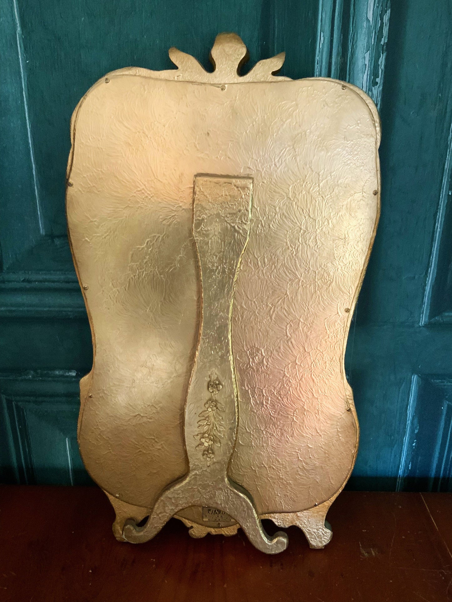 An outstanding “Astonea” easel mirror