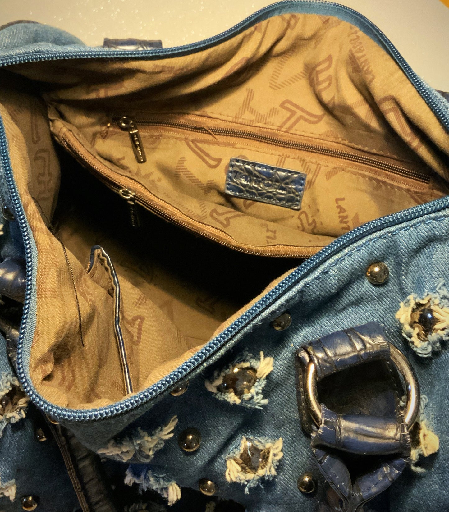 An outstanding vintage denim bag