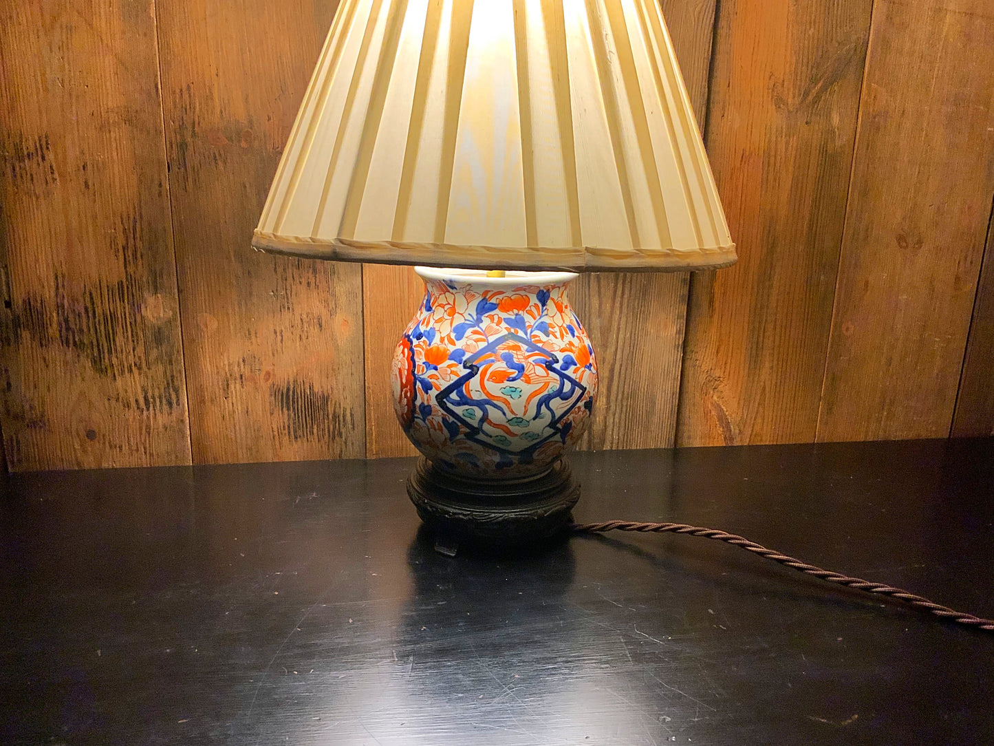 Japanese antique Imari lamp