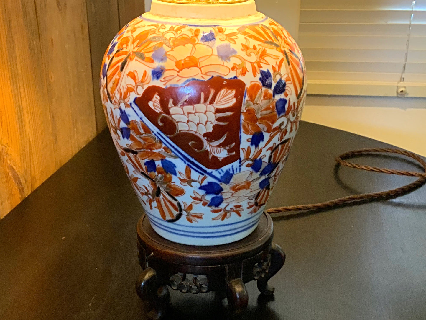 Japanese antique Imari lamp