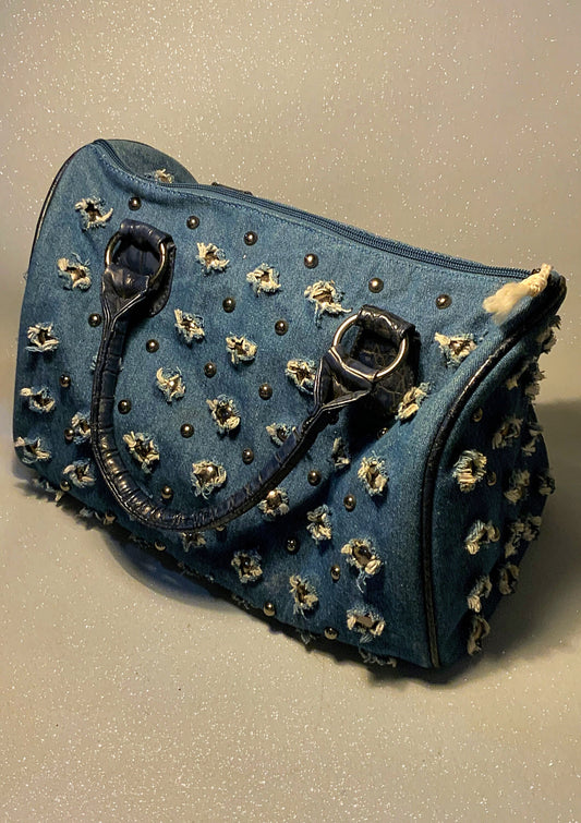 An outstanding vintage denim bag