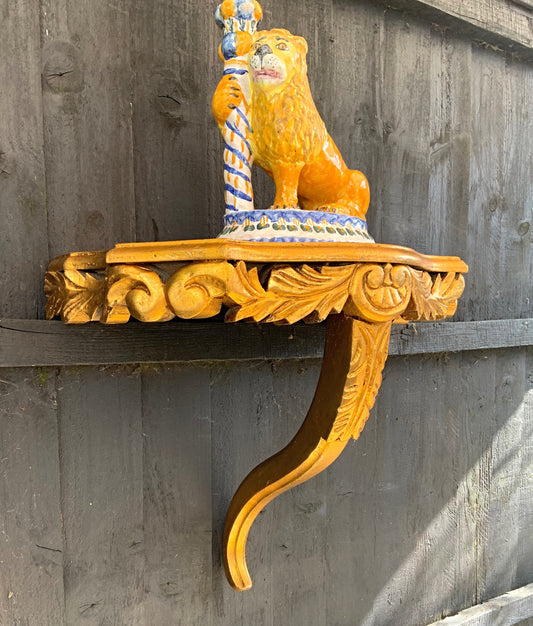 A gorgeous neo classical Italian gilt wood console shelf